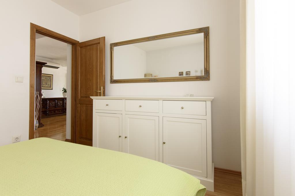 Ferienwohnung Basic Apartman Zadar Exterior foto